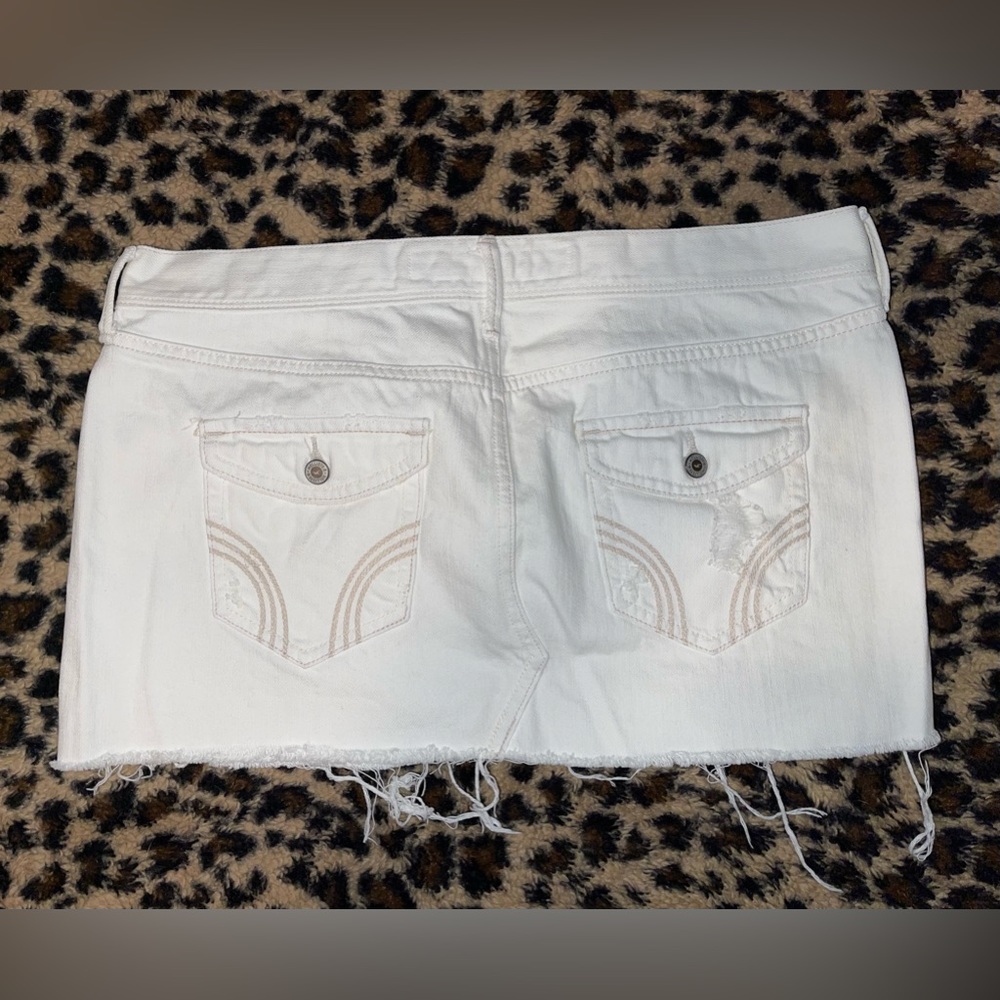 Mini skirt - Picture 2 of 3